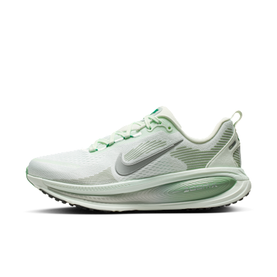 W+NIKE+VOMERO+18.png